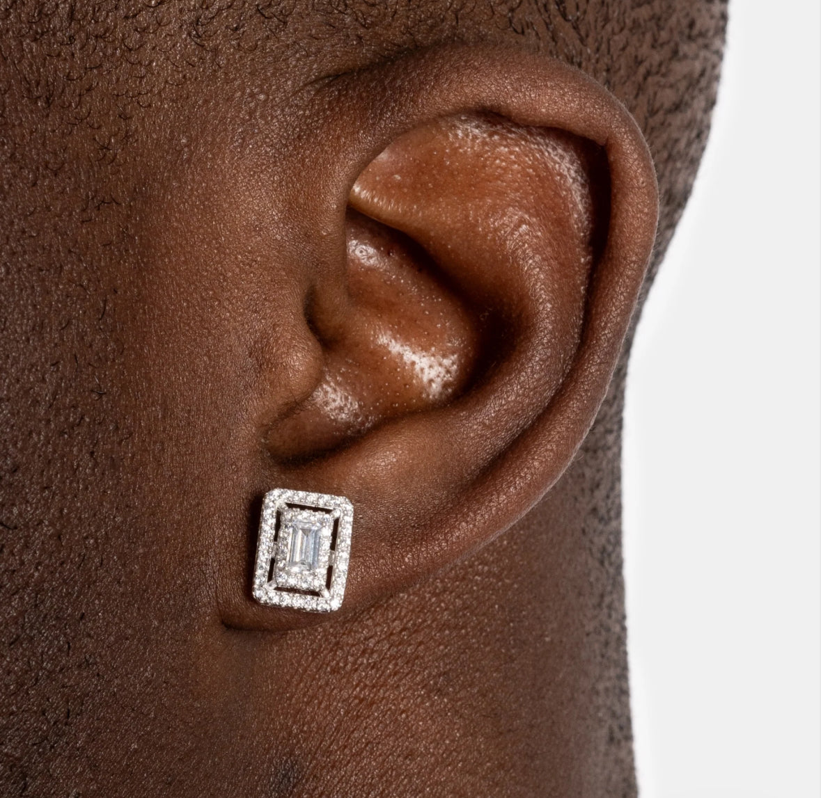 Boucles d'Oreilles en Émeraudes